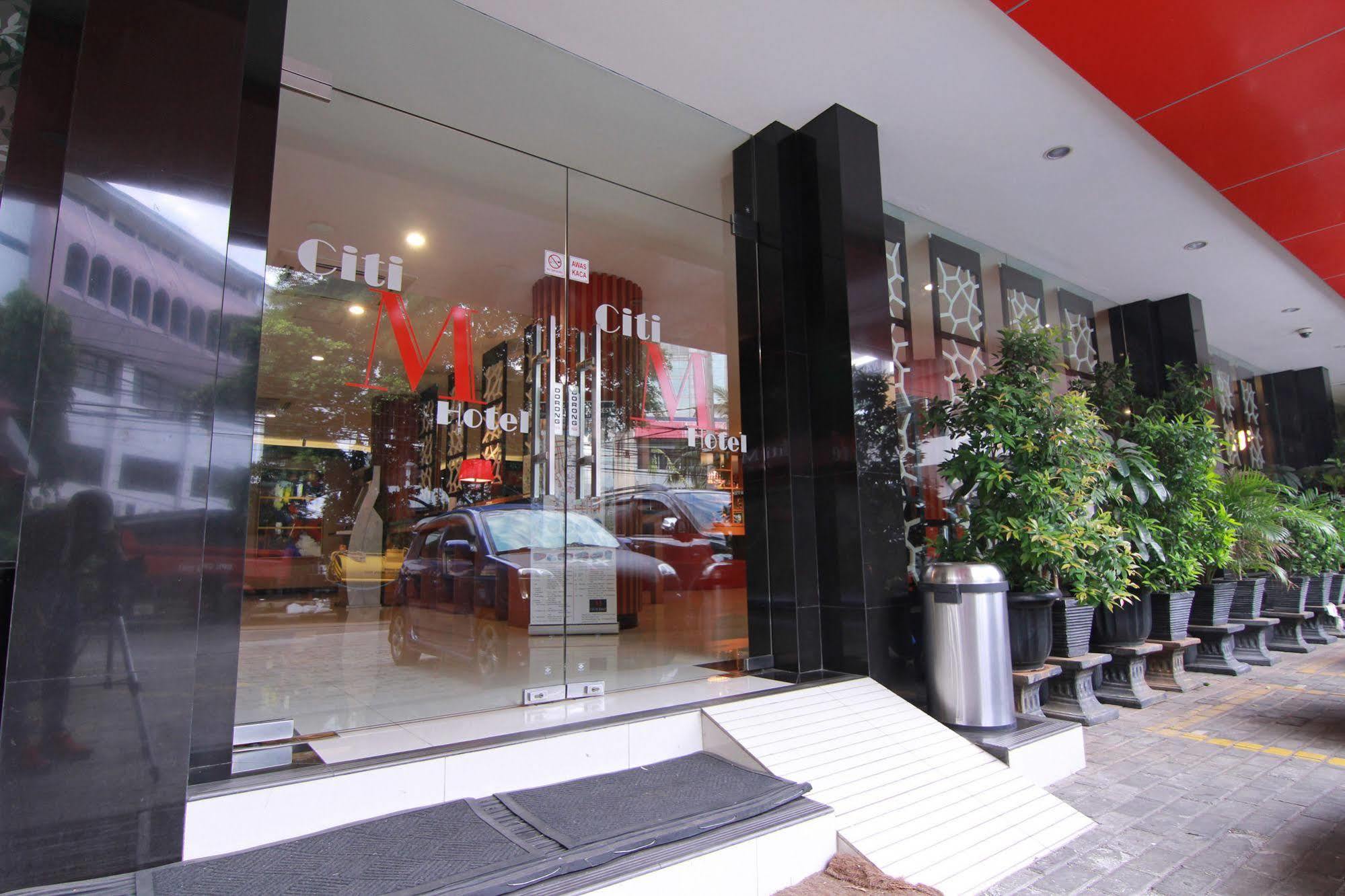 Citi M Hotel Gambir Yakarta Exterior foto